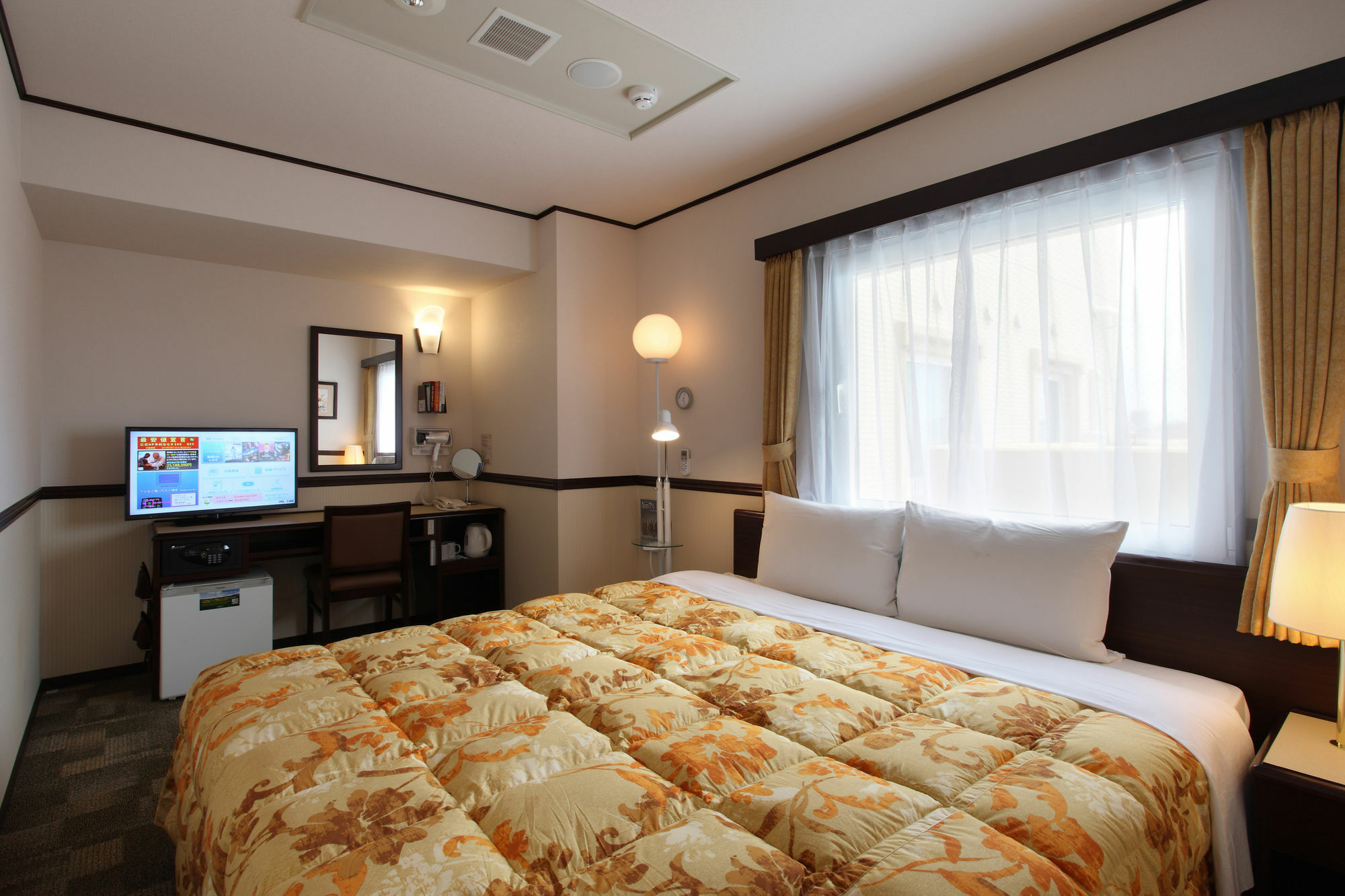 Toyoko Inn Tokyo Asakusa Senzoku Tsukuba Express Екстериор снимка